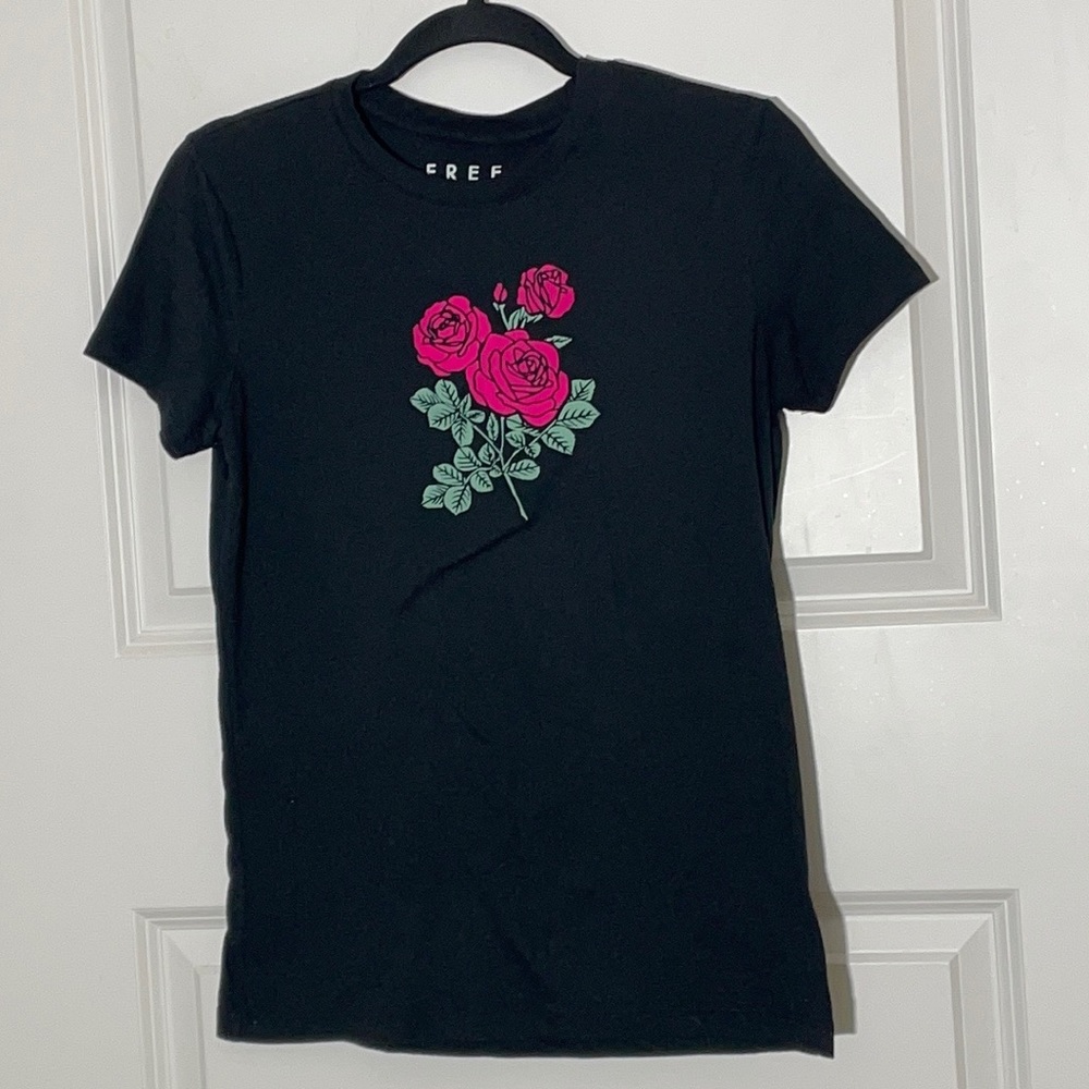 Free State Felt Rose Tee Large
